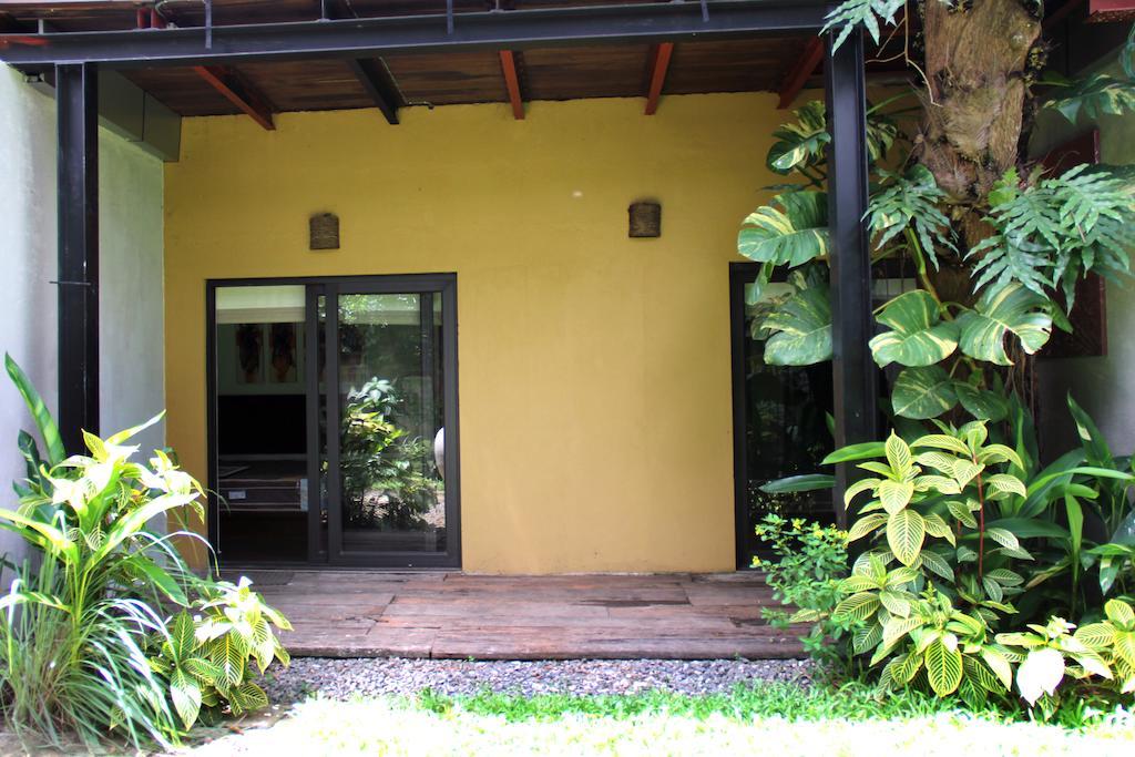 Villa Escondite - The Hotel Sri Jayewardenepura Kotte Rum bild